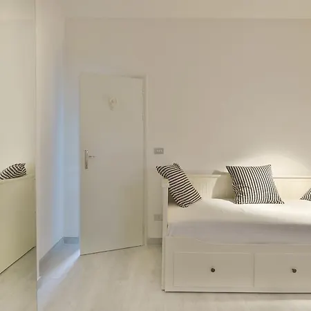Santo Stefano Flat